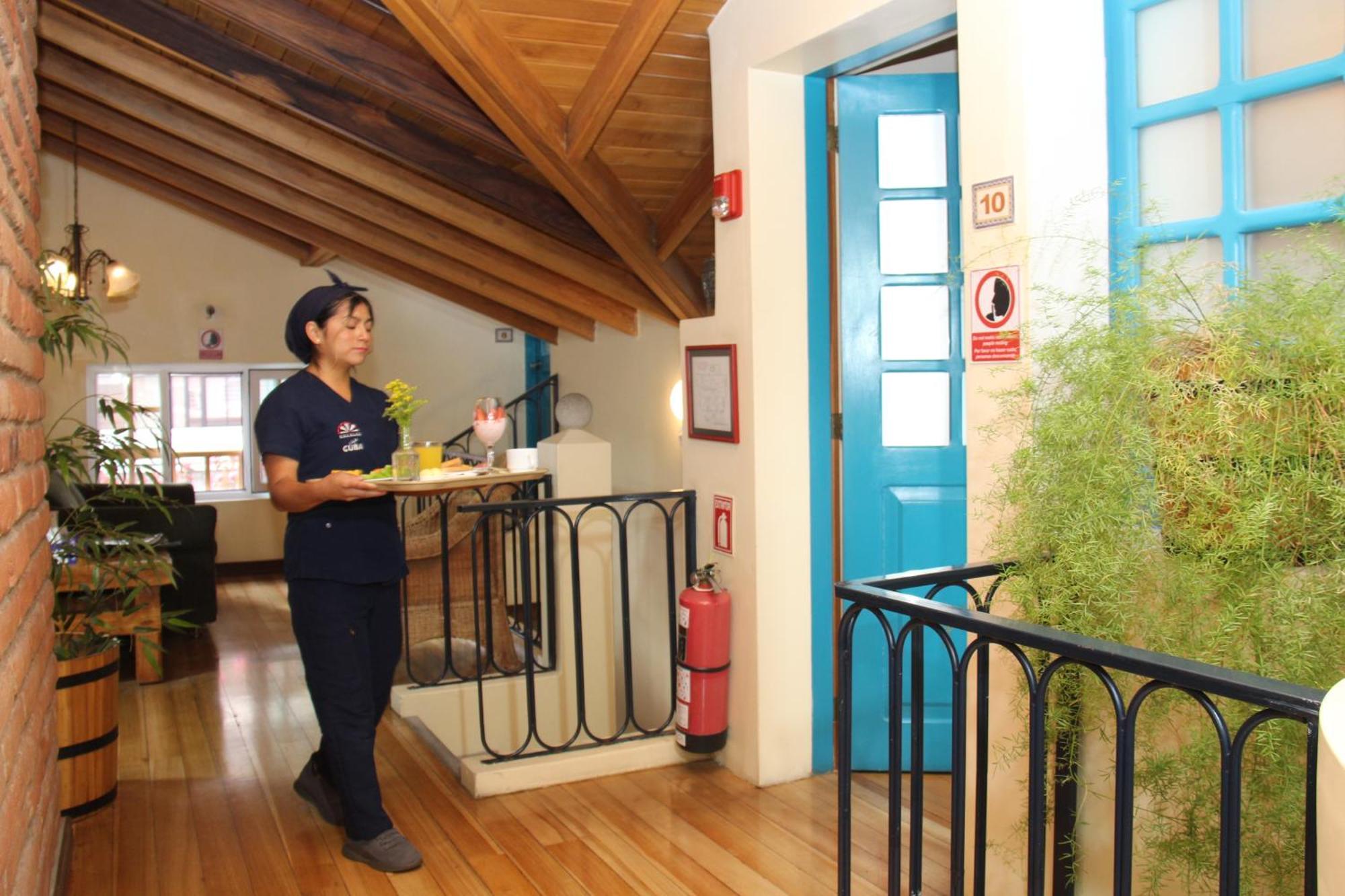 Hotel Vieja Cuba Quito Kültér fotó